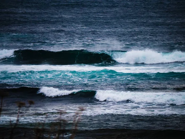 Rivage Mer Par Une Journée Nuageuse Sombre — Photo