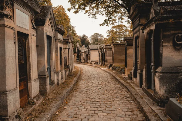 Paris França Set 2021 Estrada Cemitério Pere Lachaise Ambiente Queda — Fotografia de Stock