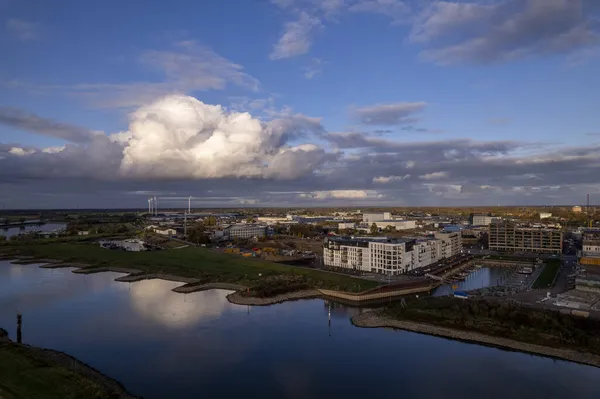 Helle Wolke Über Der Baustelle Kade Zuid Neuen Stadtteil Noorderhaven — Stockfoto