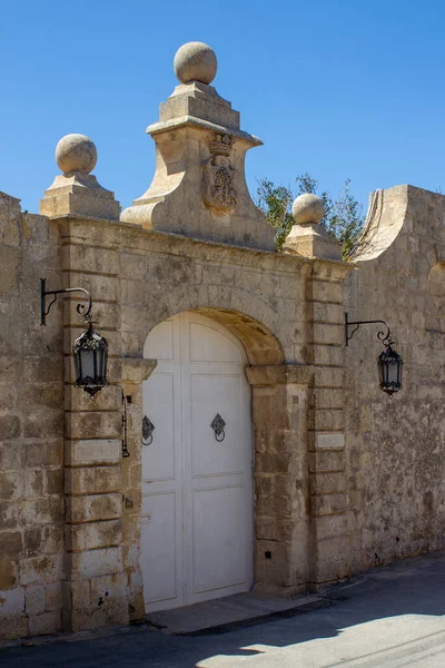 Dingli Malta Апреля 2021 Входная Дверь Villa Ridum Depiro — стоковое фото
