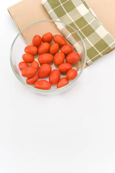 Tomates Datterini Orgánicos Naturales Maduros Recipiente Vidrio Sobre Fondo Blanco — Foto de Stock