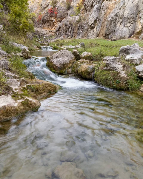 Rivier Gradasnicka Stroomt Door Het Rotsachtige Gebied Onder Canyon Bij — Stockfoto