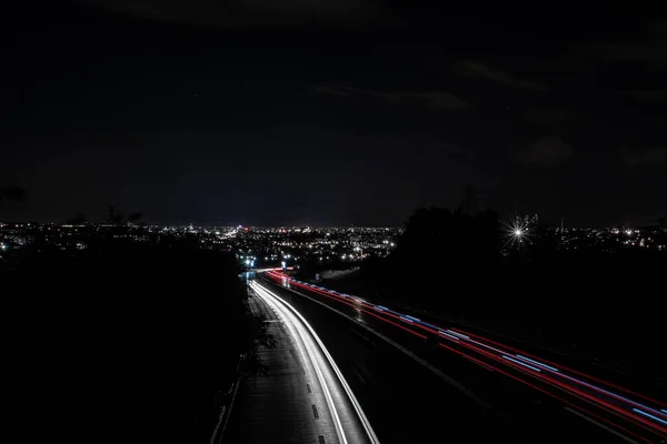 Длинный Снимок Уличных Фонарей Ночью — стоковое фото