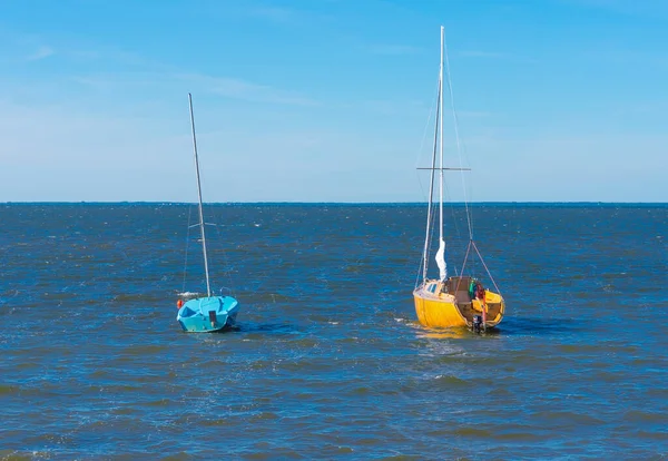 Rewal Polen Sep 2016 Twee Kleine Zeilbootjes Het Water Aan — Stockfoto