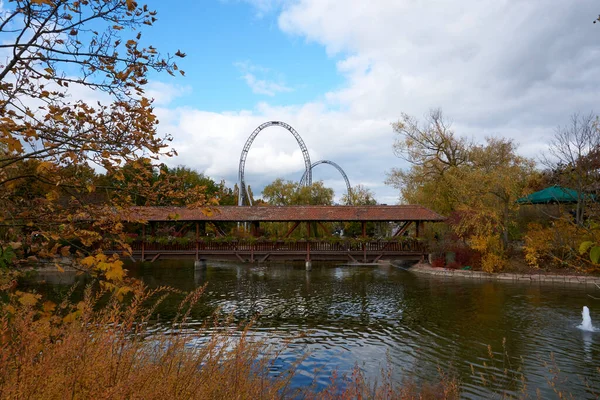Ein Schöner Park Mit Einem See Herbst — Stockfoto