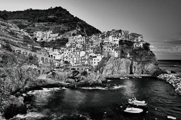 Zdjęcie Manaroli Skali Szarości Cinque Terre Włochy — Zdjęcie stockowe