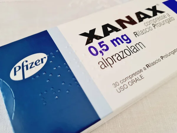 Pescara Italy Oct 2021 Closeup Shot Anxiolytic Xanax Pfizer Packaging — Stock Photo, Image