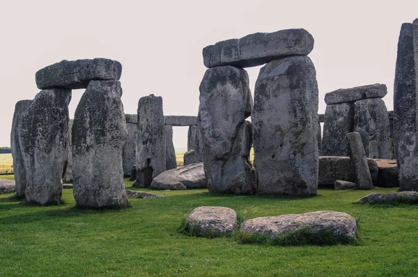 Μια Κοντινή Άποψη Του Διάσημου Stonehenge Megalith Στο Salisbury Ηνωμένο — Φωτογραφία Αρχείου