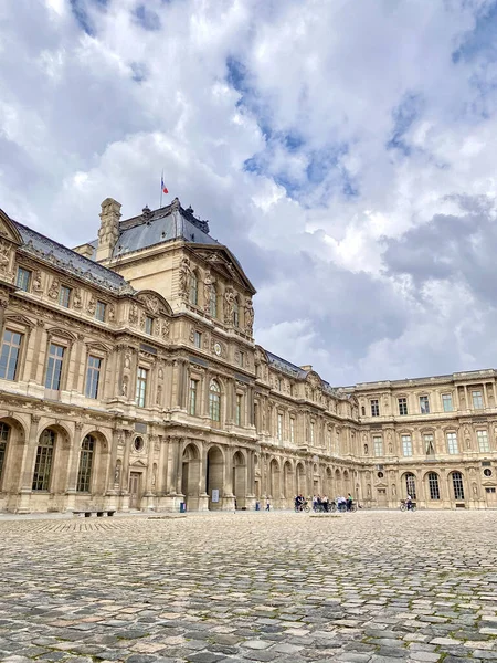 Жахливий Краєвид Величного Палацу Лувр Франції — стокове фото