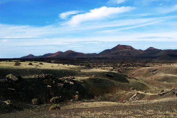 Vacker Utsikt Över Ett Bergigt Landskap Lanzarote Spanien — Stockfoto