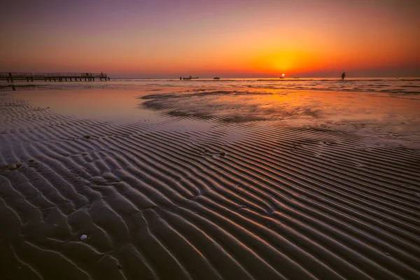 Una Bella Alba Sulla Spiaggia Larnaca Cipro — Foto Stock