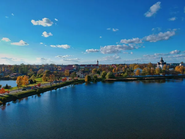 Beyaz Rusya Nın Minsk Bölgesindeki Binaların Göllerin Parkların Hava Görüntüsü — Stok fotoğraf