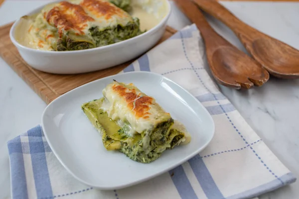 Closeup Shot Wild Garlic Cannelloni Plate — Stock Photo, Image