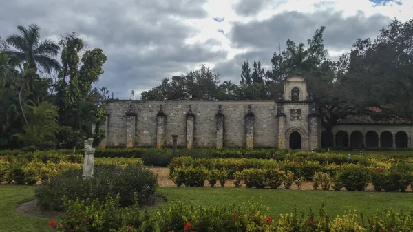 Beautiful Shot Bernard Clairvaux Rebuilt 12Th Century Spanish Monastery Scenic — Stock Photo, Image