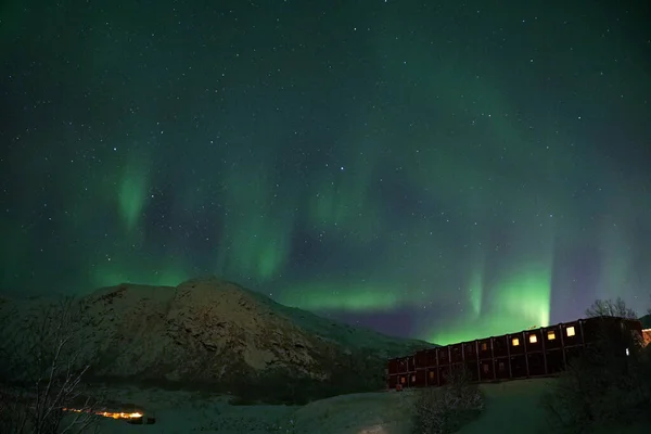 Okouzlující Pohled Auroru Borealis Kattfjorden Kvaloya Arktické Oblasti Norsku — Stock fotografie