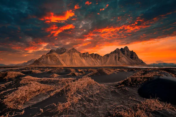 Una Bella Scena Stokksnes Nella Regione Orientale Dell Islanda Tramonto — Foto Stock