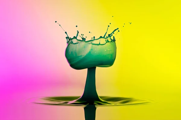 Красивый Снимок Водяной Капли Цветовая Гамма — стоковое фото