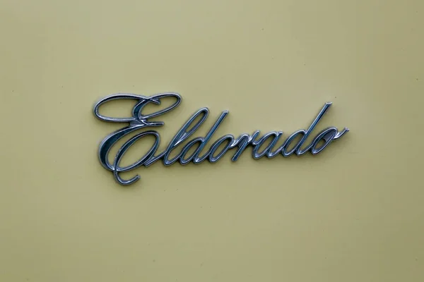 Yere Armenia Octubre 2021 Primer Plano Del Logotipo Cadillac Eldorado —  Fotos de Stock