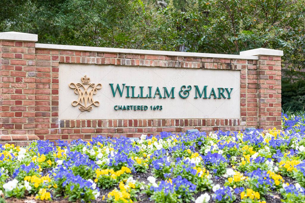 ALEXANDRIA, UNITED STATES - Nov 20, 2021: The sign for William and Mary college outside the campus in downtown Williamsburg.