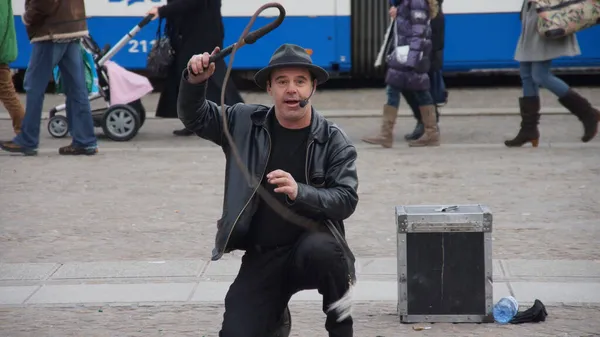 Amsterdam Netherlands Jan 2012 Street Magician Performance Dam Square Amsterdam — Stock Photo, Image