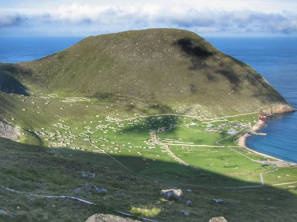 Een Betoverende Scène Van Hoge Bergen Aan Zee Schotland Verenigd — Stockfoto