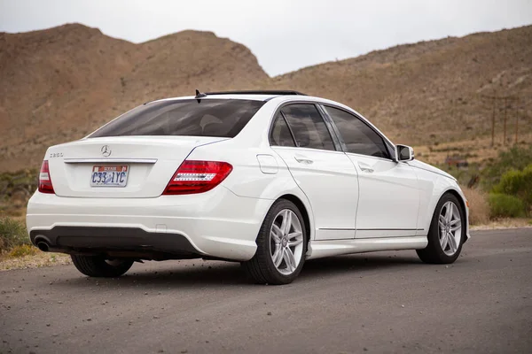Las Vegas Stany Zjednoczone Maja 2015 Widok Tyłu Biały Mercedes — Zdjęcie stockowe
