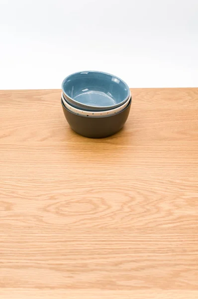 Isolated Earthenware Bowls Wooden Background Copy Space — Φωτογραφία Αρχείου