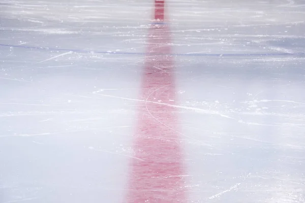 Limpiar Pista Hockey Sobre Hielo Vacía Marcas Patines Migajas Nieve —  Fotos de Stock