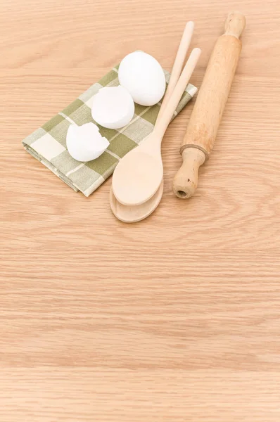 Natural Wood Kitchen Utensils Table Napkin Wooden Background Copy Space — Stock Photo, Image