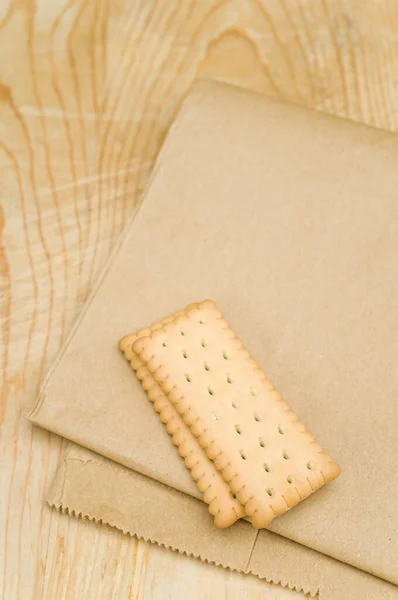 Natural Bio Organic Dry Crispy Biscuits Kraft Paper Rustic Wooden — 스톡 사진