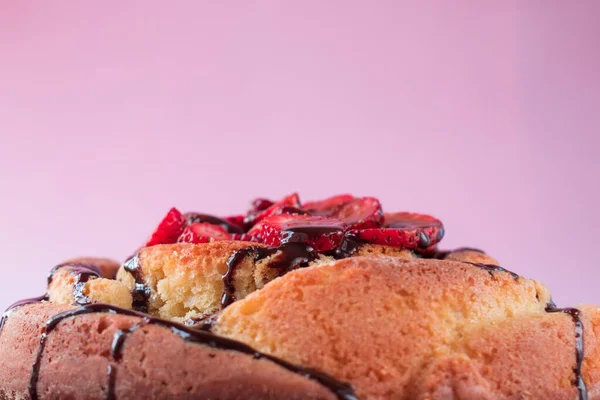 Close Shot Delicious New Baked Strawberry Cake — ストック写真