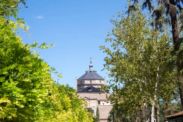 Building Medieval Town Blue Sky Sunny Day Spain —  Fotos de Stock