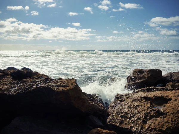 View Beautiful Rocky Coast Waves Hitting Shore — Foto Stock