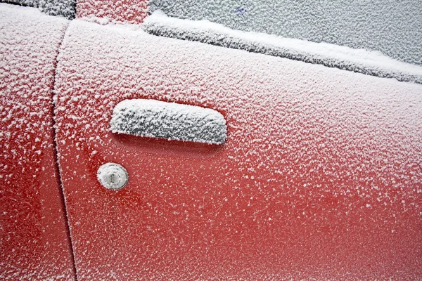 Close Frozen Red Car Door — Stockfoto