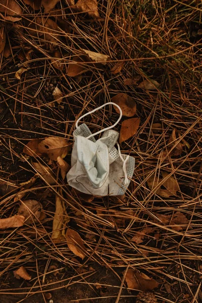 Used Medical Mask Left Green Park — Foto Stock