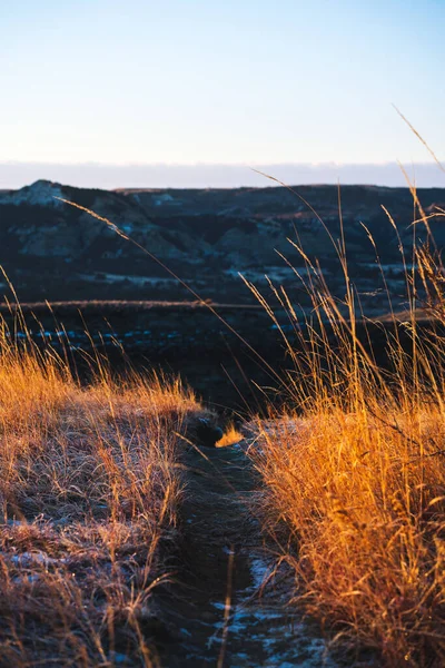 Sunny Trail Badlands Theodore Roosevelt National Park North Dakota — Stock Photo, Image
