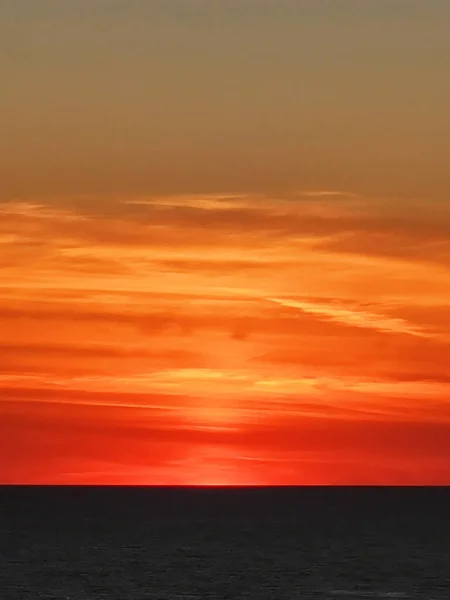 Beautiful Bright Orange Sunset Sky — Stockfoto