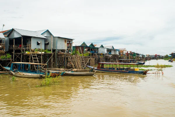 Kampong Phluk Cambodia Août 2017 Maisons Bâtiments Bois Métal Construits — Photo