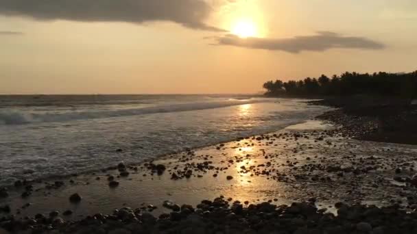 Прекрасний Захід Сонця Над Морем — стокове відео