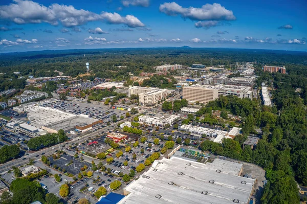 Aerial View Atlanta Suburb Sandy Springs Blue Sky Tiny Clouds — Zdjęcie stockowe