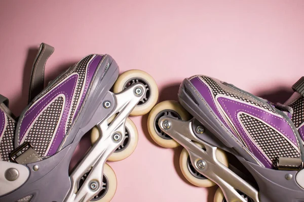 Close Shot Pair Purple Skates — стоковое фото