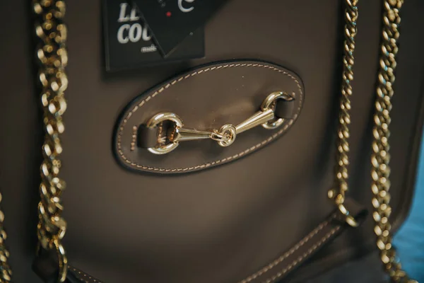 Closeup Leather Bag Gold Chains — Stock Fotó
