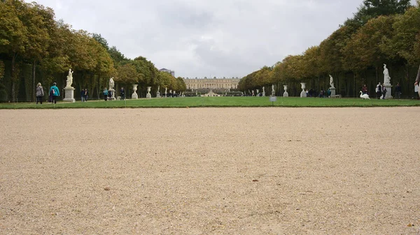 Париж Франция Октября 2019 Года Живописный Вид Туристов Путешествующих Версальских — стоковое фото