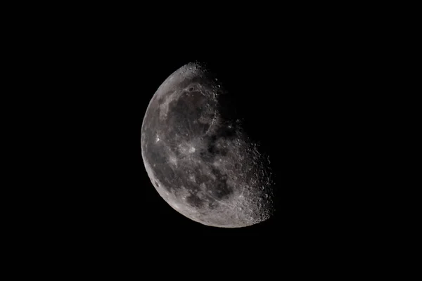 Primo Piano Una Mezza Luna — Foto Stock