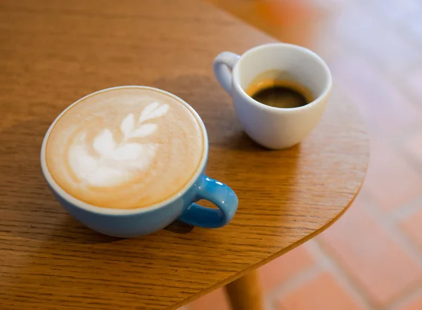 Cup Latte Coffee Art Small Half Empty Cup Coffee — Zdjęcie stockowe