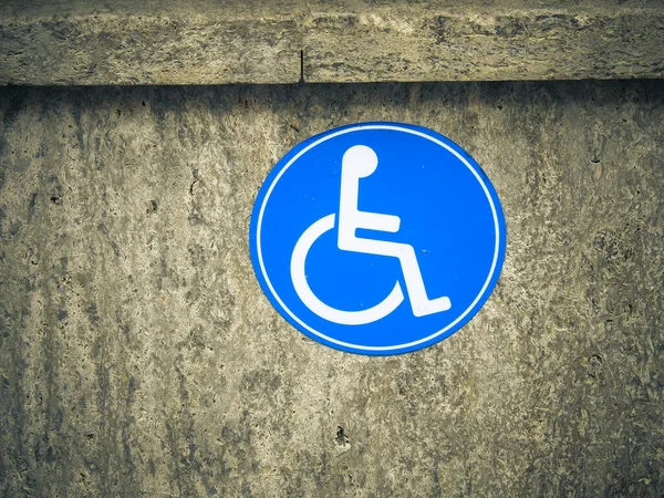 Closeup Shot Wheelchair Road Sign — Zdjęcie stockowe