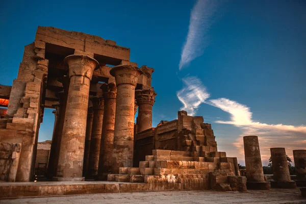 Una Vista Vertical Minimizadora Del Templo Kom Ombo Asuán Egipto — Foto de Stock