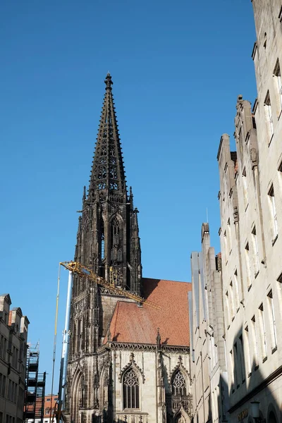 Egy Függőleges Felvétel Szürny Szent Lambert Templomról Németország — Stock Fotó
