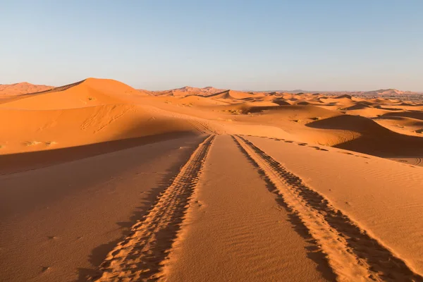 Landscape View Dusty Road Deserts — Stockfoto