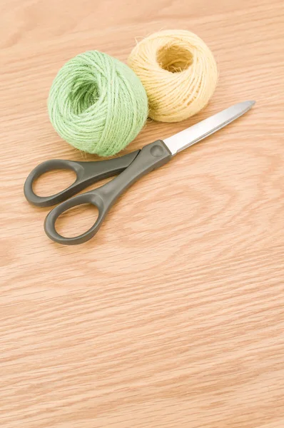 Scissors Rough Cotton Decorative Yarn Wooden Background Text Space — Stock Photo, Image